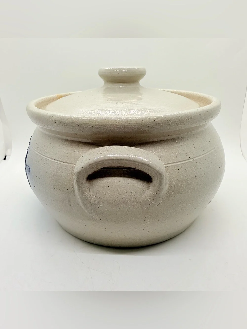 2003 Salmon Falls Pottery Blueberry Basket Bean Pot Casserole Salt Glaze Large